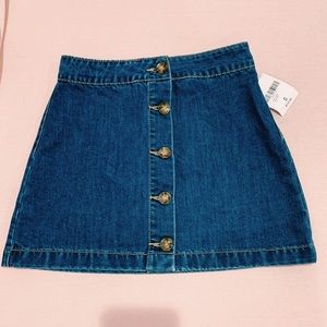 Dark blue denim buttoned down skirt